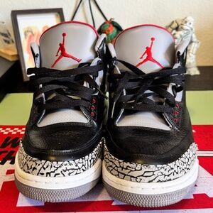 Air Jordan 3 Black Cement 2011 – OG ‘Nike Air – Rare Retro